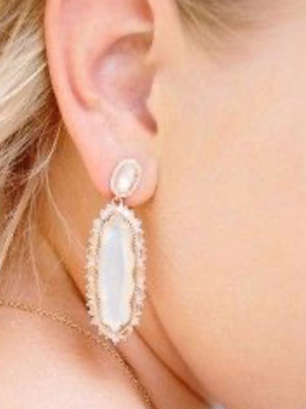 Kendra Scott Katrina Drop Earrings | 14K Yellow Gold & Mother of Pearl